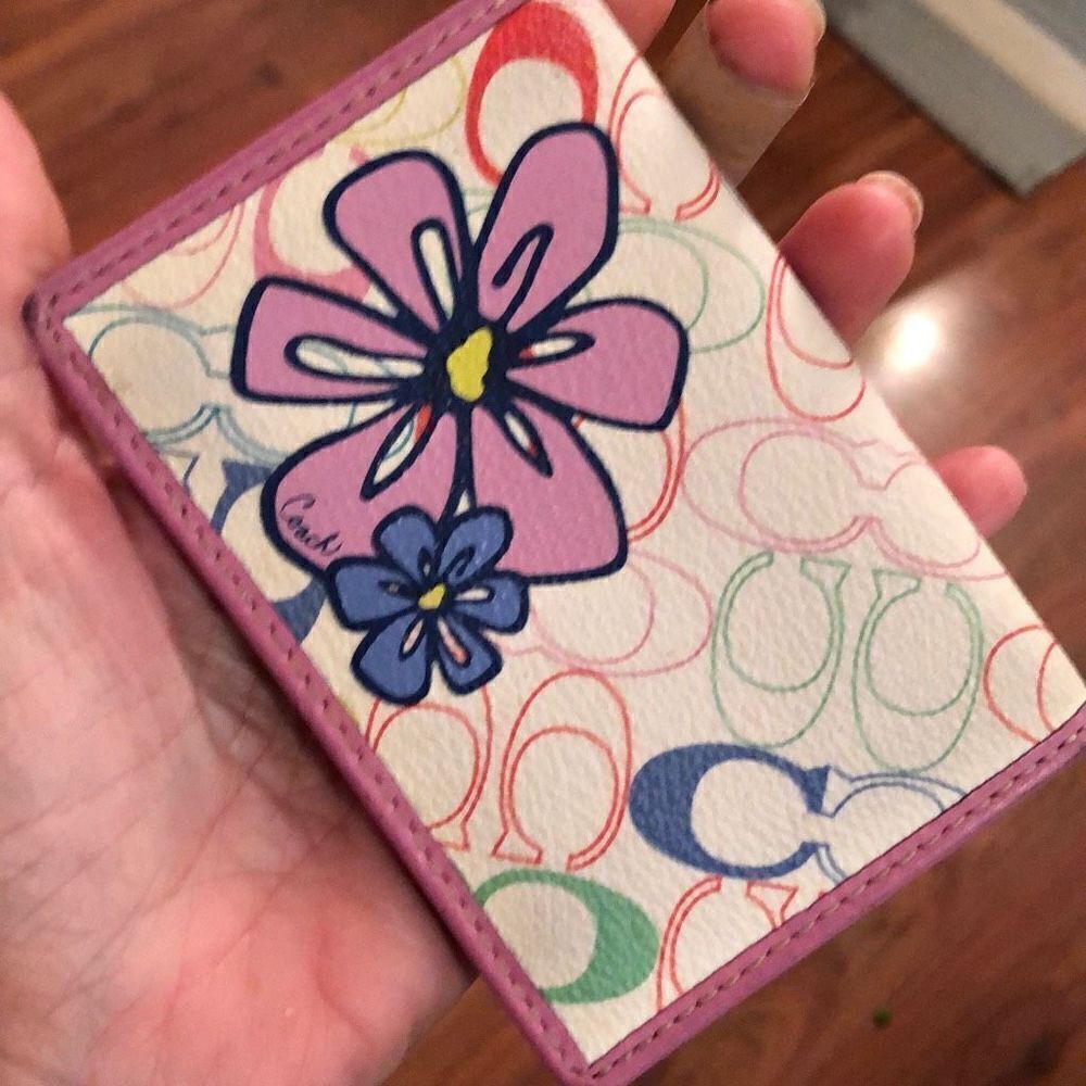 COACH rare Flower card holder pink - Picture 7 of 7